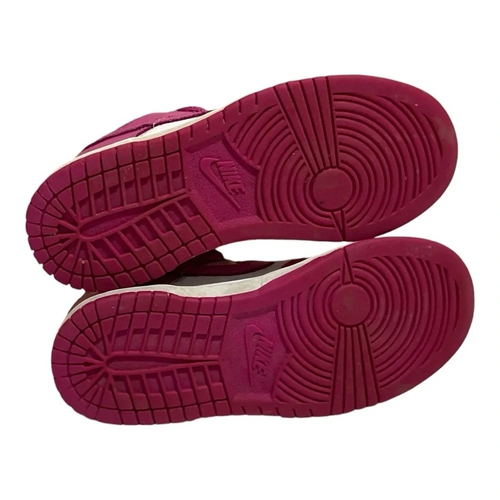 Girls Nike Dunk (Pink & White) Fushia Leather Shoes